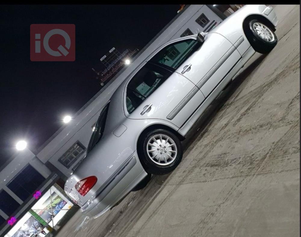 مێرسێدس بێنز E-Class